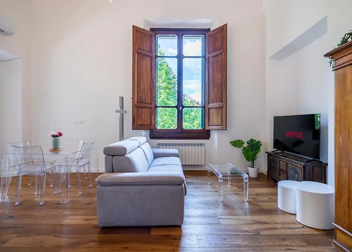 شقة La Dimora Moderna In Palazzo Storico - Con Privata فلورنس